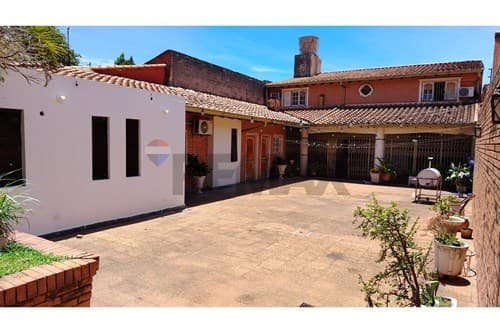 En venta amplia casa 720 m c/piscina — foto 5