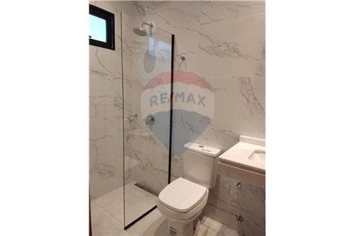 Duplex a 200 mts de la Playa Mboi kae — foto 4