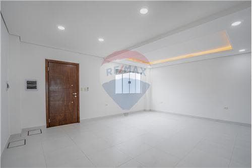 Dúplex A Estrenar en Venta – Luque, Loma Merlo — foto 2