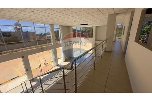 Moderna Oficina Corporativa en San José — foto 4