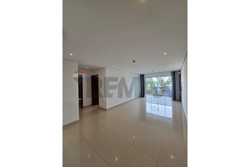 Moderno depto - edif emporium molas lopez — foto 2