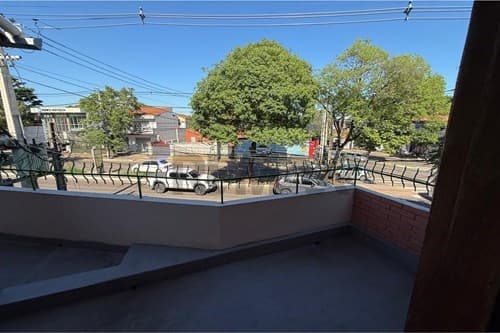 Local Comercial sobre Av. Fdo. de la Mora — foto 2
