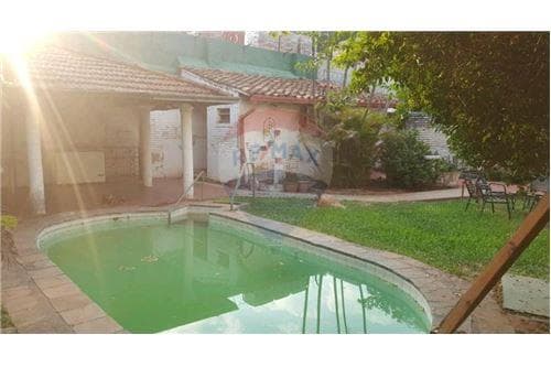 Casa sobre av. Felix bogado — foto 3