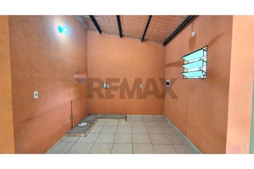 Salón comercial en Capiatá — foto 4