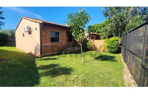En venta vivienda de 2 dormitorios en limpio/Luque — foto 3