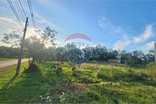 Venta de 4 terrenos juntos cambyreta