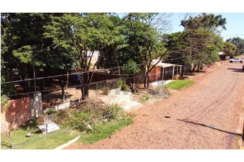 Vendo Casa a RemodelarTitulado en Km8 Monday