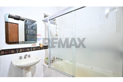 En Venta Hermosa Casa en San Lorenzo Zona Salemma — foto 5