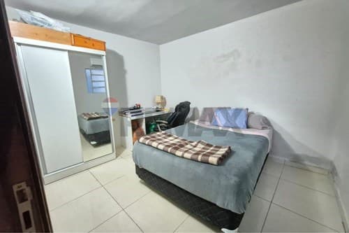 En venta casa en esquina con 4 hab — foto 5