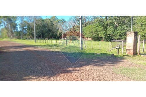 "Terreno Perfecto para Invertir en Itapúa"