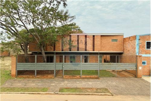 Gran Residencia a la Venta - Luque