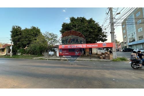 Terreno en Luque: Inversión Premium