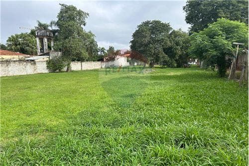 ✨importante terreno residencial de 1.920 m² con salida de calle a calle en itá enramada, zona del yacht y golf club✨ — foto 2