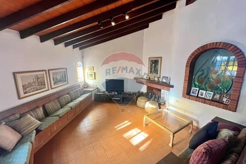 casa sobre Avda. General Santos — foto 3
