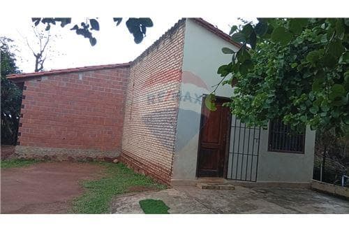Venta de propiedad zona los jardines mora kue