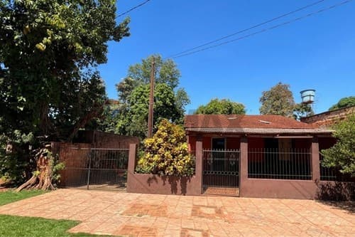 Casa km 10 Acaray
