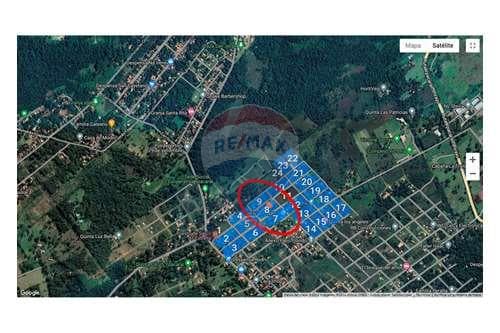 Vendo Amplio Terreno En Ypacaraí