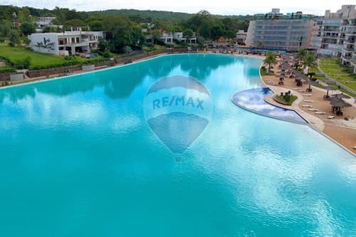 Terreno en Venta – Aqua Village, Altos