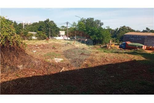 En Venta Terreno en Encarnacion — foto 3