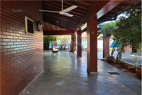 Vendo terreno a pasos de Casa Rica Los Laureles