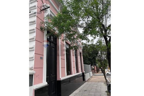 Alquilo casa de 3 habitaciones