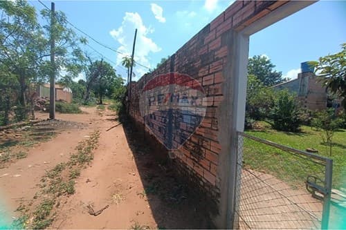Casa con comercio en capiata — foto 5