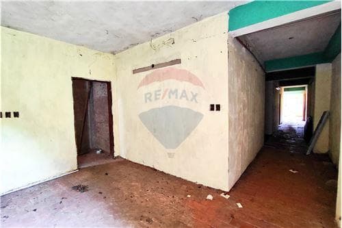 Terreno c/Construcción a Refaccionar y/o Terminar - Asunción B°Ciudad Nueva — foto 3
