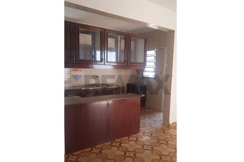 hermosa casa sobre Avenida Pozo Favorito — foto principal