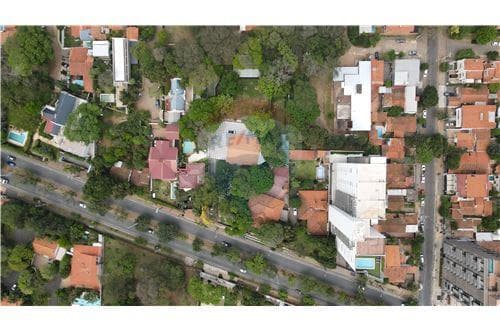 Vendo terreno ideal para desarrollos inmobiliarios