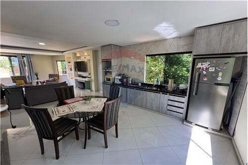 Lujosa vivienda amoblada y equipada en venta, foto 3