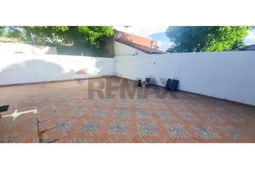 Casa en venta en Barrio Santa Catalina – Capiatá