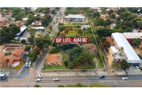 Terreno en esquina sobre Av. Cacique Lambaré, foto 5