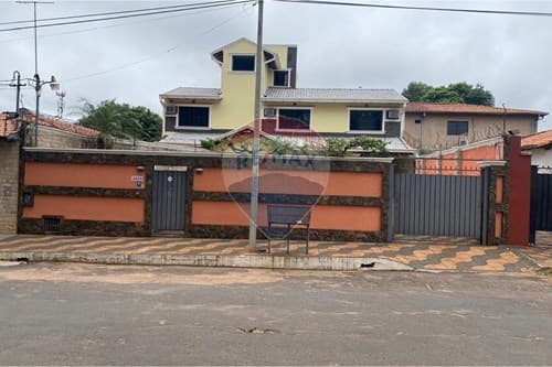 casa premium en Fdo de la Mora- Zona Sur — foto 3