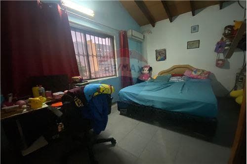 casa en el centro de 2 plantas / Inde Nacion — foto 2