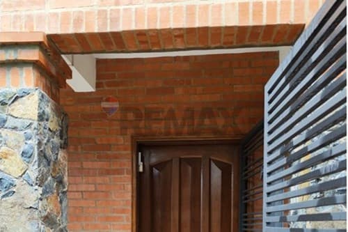 Hermosa casa con piscina en Villa Elisa — foto 3