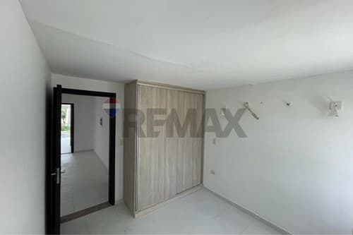 Amplio triplex zona yacht, foto 4