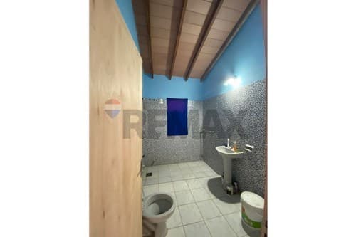 "Moderna Casa en Ñemby: Oportunidad Exclusiva" — foto 3