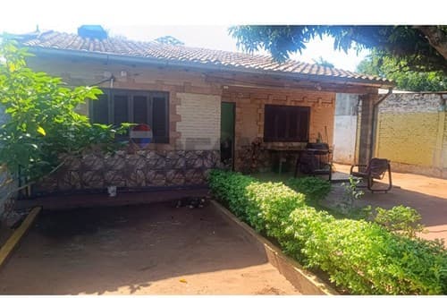 Vendo casa en valle puku - aregua