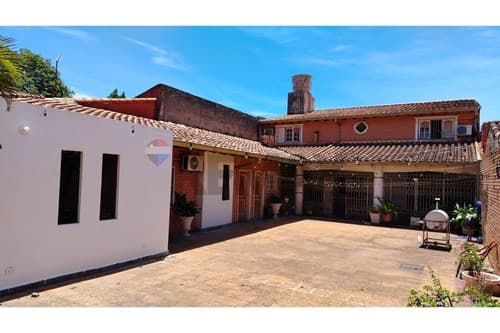 En venta amplia casa 720 m c/piscina — foto 3
