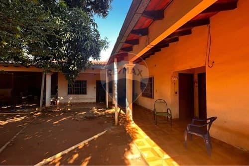 En Venta casa en San Lorenzo a minutos del centro — foto 2