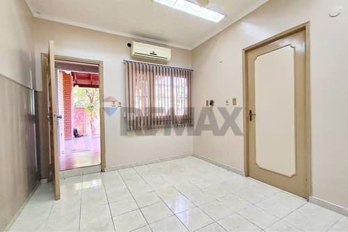 Casa con consultorio en villa aurelia — foto 2