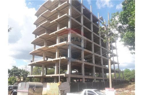 Edificio a terminar en zona costanera bolik — foto 4