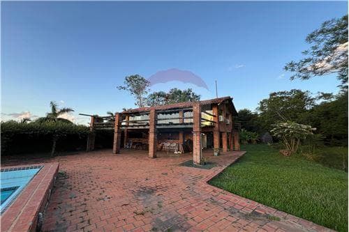 Terreno sobre el lago ypacaraí, foto 3