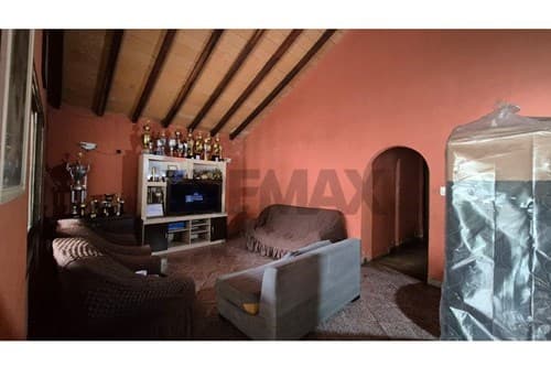 Casa 4 dorm. en Casa-Venta-Ycua Sati-Asunción, Ycuá Satí, foto 2
