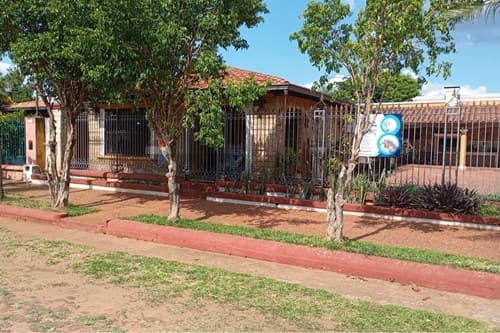 una hermosa y amplia casa en Laurelty Luque — foto 2