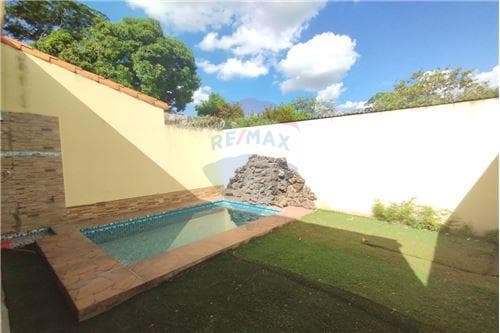 Dúplex en Venta c/RENTA - Lambaré Zona SEK✨, foto 5