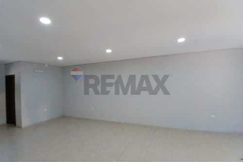 De salones comerciales en caacupé — foto 2