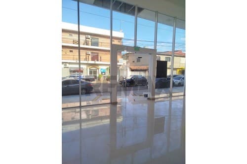 Salones Comerciales a Estrenar!! — foto 2
