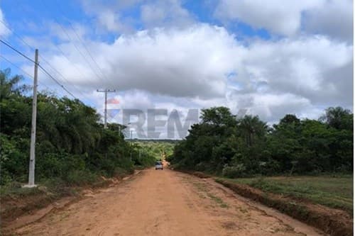 Inverti seguro: Terreno en zona de crecimiento — foto 4