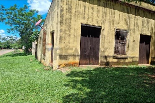 Esquina amplia en Venta en Acahay — foto 3